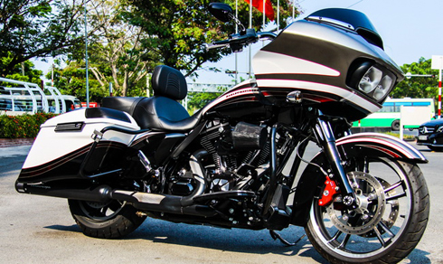 Xe Harley Davidson Road Glice&reg; Special l&agrave; d&ograve;ng xe thuộc ph&acirc;n kh&uacute;c Touring cỡ lớn