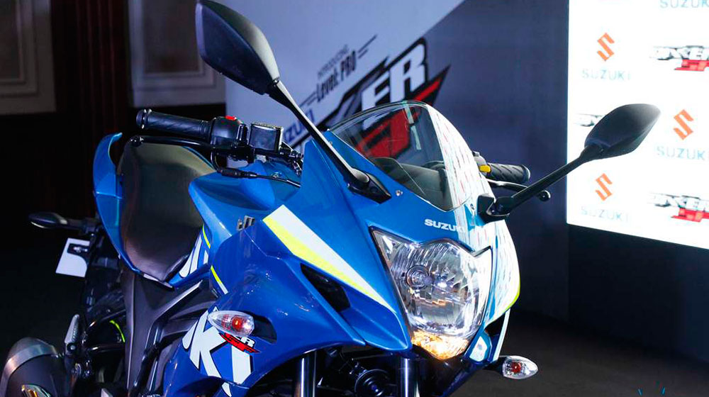 Suzuki b&aacute;n ra Gixxer SF với 3 m&agrave;u lựa chọn xanh MotoGP, trắng v&agrave; đen