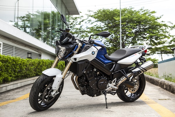 Xe BMW F800R 2015 l&agrave; thế hệ thứ 2 của d&ograve;ng naked bike F800R