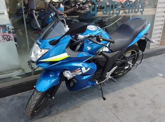 Xe m&aacute;y Suzuki Gixxer SF  l&agrave; đối thủ tiềm năng của Honda CBR150R v&agrave; Yamaha R15