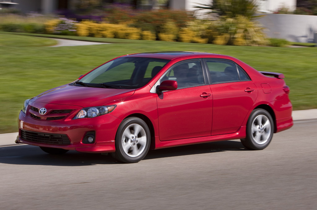 L&yacute; do 6,5 triệu xe &ocirc; t&ocirc; Toyota bị triệu hồi khẩn cấp l&agrave; do lỗi cửa sổ c&oacute; thể g&acirc;y ch&aacute;y, bỏng