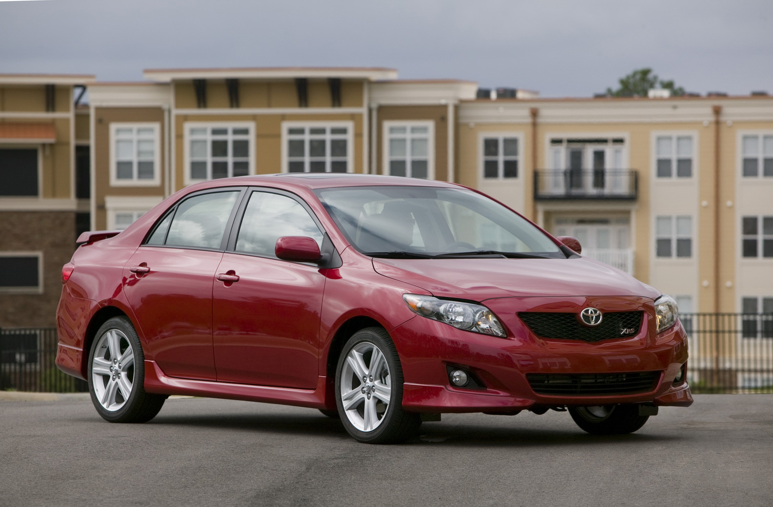Xe &ocirc; t&ocirc; Toyota Corrola