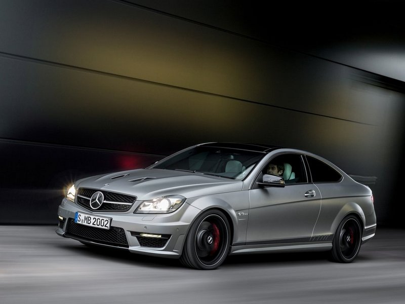 Xe ô tô chạy nhanh nhất thế giới có giá dưới 100k$ - 2013 Mercedes-Benz C63 AMG Xe ô tô chạy nhanh nhất thế giới có giá dưới 100k$ - 2013 Mercedes-Benz C63 AMG