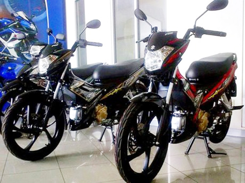 Kiểu dáng xe suzuki Satria F115 phân khối mới của Suzuki không khác biệt so với xe côn tay Satria F150 Kiểu dáng xe suzuki Satria F115 phân khối mới của Suzuki không khác biệt so với xe côn tay Satria F150