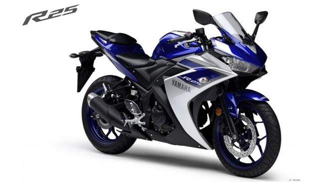 Mẫu xe m&aacute;y Yamaha mới R25 phi&ecirc;n bản c&oacute; hệ thống chống b&oacute; cứng phanh ABS vừa xuất hiện tại Indonesia