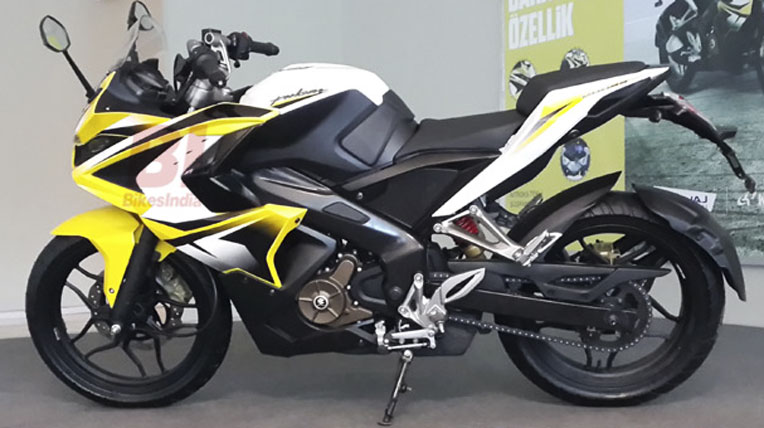 Mẫu xe m&aacute;y Pulsar 200 SS mới của h&atilde;ng Baijaj vừa ch&iacute;nh thức ra mắt thị trường Đ&ocirc;ng Nam &Aacute; với mức gi&aacute; rẻ bất ngờ