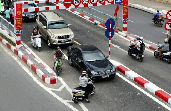hạn chế xe m&aacute;y