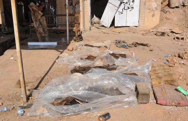 Hơn 200 người  l&agrave; th&agrave;nh vi&ecirc;n bộ tộc Albu Nimr bị ISIS bắn chết ở tỉnh Anbar trong những ng&agrave;y gần đ&acirc;y. Ảnh AFP