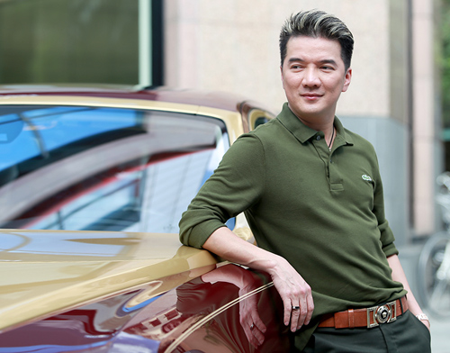  Mr Đ&agrave;m hy vọng kh&aacute;n giả sẽ th&iacute;ch th&uacute; khi thưởng thức liveshow 'Thương ho&agrave;i ng&agrave;n năm 2' được tổ chức chỉn chu, sang trọng, xứng đ&aacute;ng với gi&aacute; v&eacute; từ 2 đến 5 triệu đồng