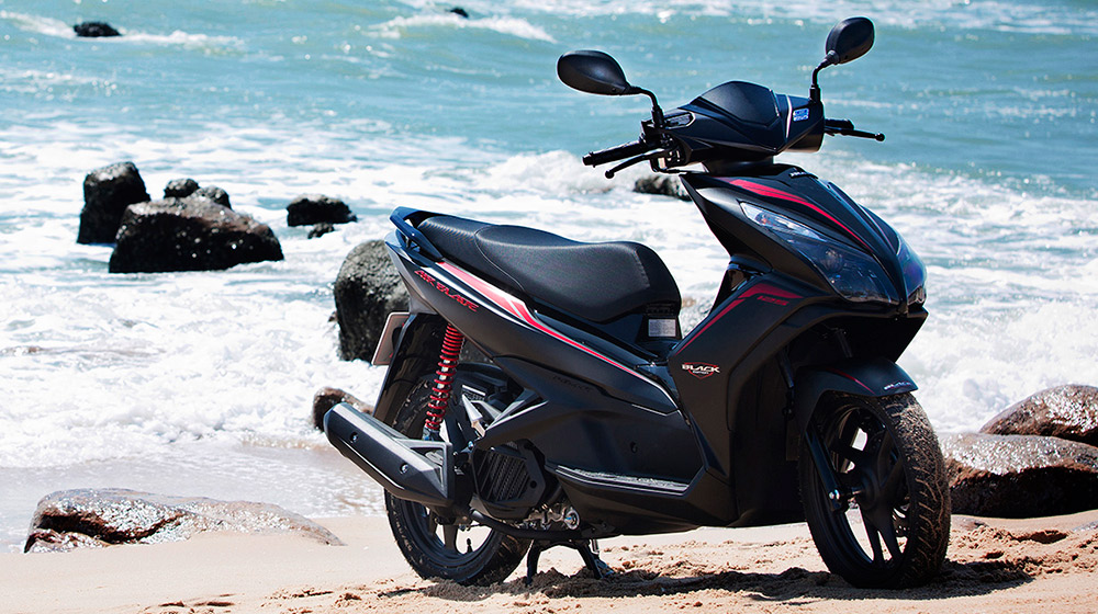 Mẫu xe m&aacute;y Honda mới- Air Blade phi&ecirc;n bản 2015 sở hữu động cơ c&ocirc;ng nghệ eSP-125cc