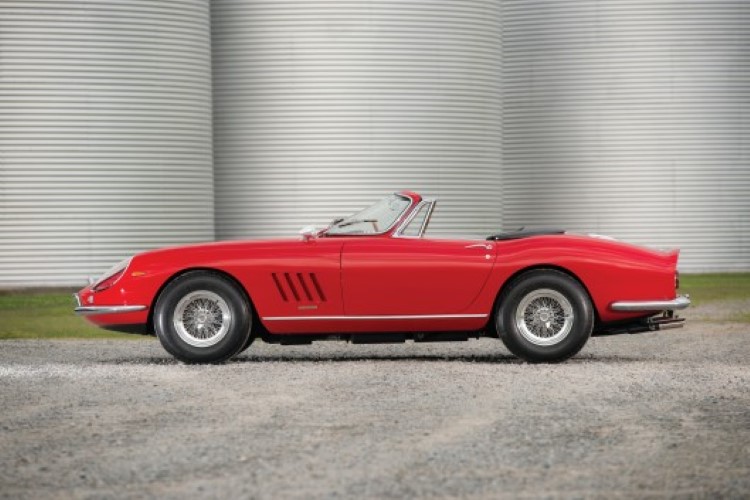 Ferrari Nart Spider 1967 với mức gi&aacute; 27,7 triệu đ&ocirc; chiếm một vị tr&iacute; trong số những chiếc xe cổ đắt nhất h&agrave;nh tinh