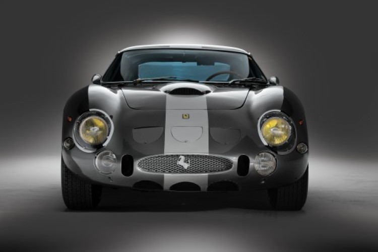Ferrari 275 GTB/C Speciable 1964 cũng được xem l&agrave; một trong những chiếc xe cổ đắt gi&aacute; nhất thế giới