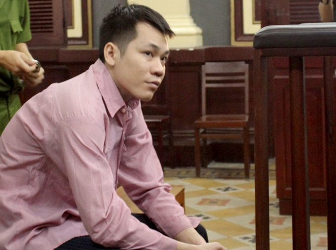 Bị c&aacute;o T&iacute;n tại phi&ecirc;n t&ograve;a