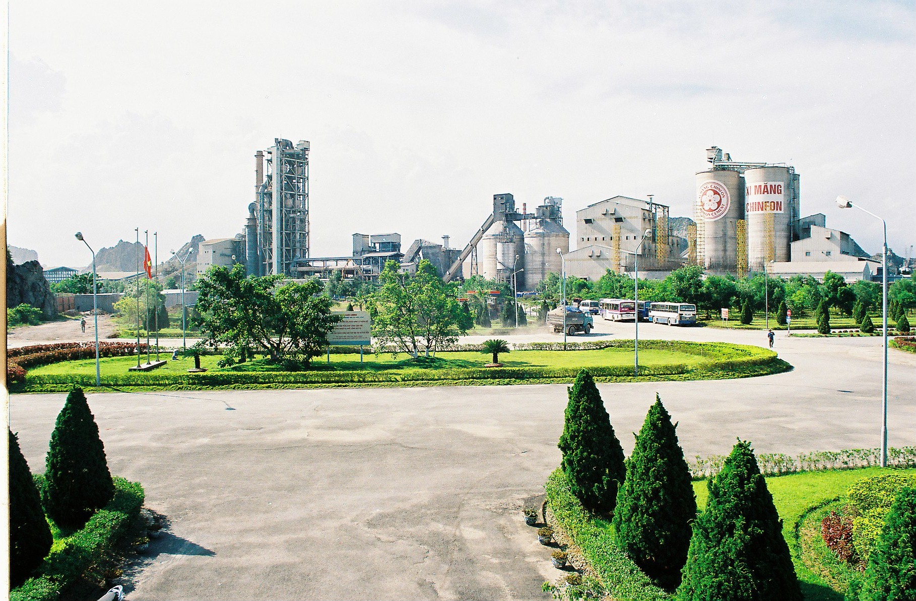 Xi măng Chinfon lu&ocirc;n coi trọng việc đảm bảo m&ocirc;i trường, an to&agrave;n 13Win18 cá cược thể thao trong qu&aacute; tr&igrave;nh sản xuất