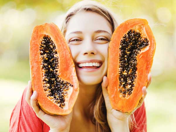X&oacute;a t&agrave;n nhang nhanh bằng nước &eacute;p đu đủ