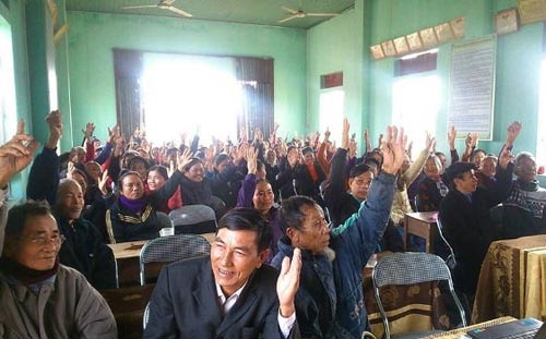 Việc huyện Kỳ Anh tr&iacute;ch 2,5 tỷ để mời d&acirc;n đi họp đang g&acirc;y x&ocirc;n xao dư luận
