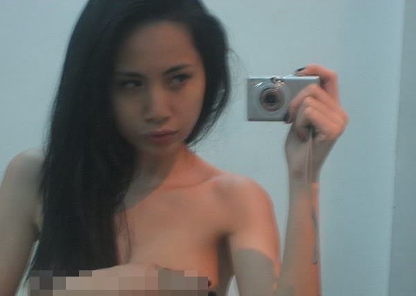 Phần lớn các Scandal của Thủy Tiên là về thời trang