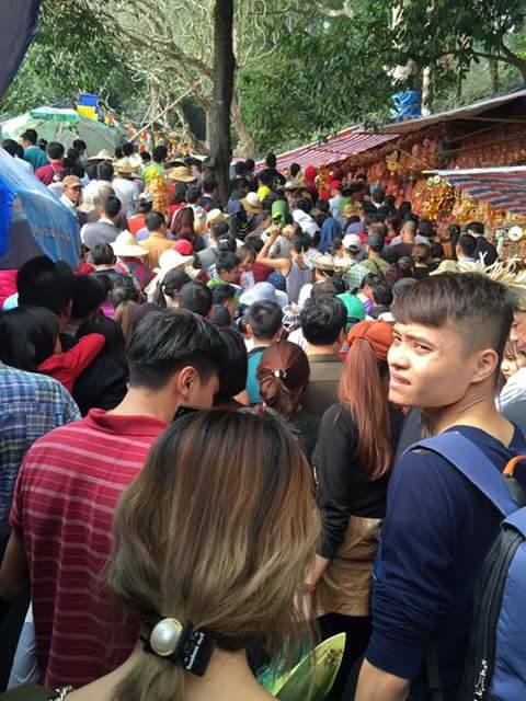chua-huong-that-thu-ngay-mong-4-tet