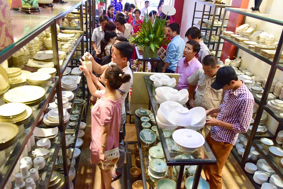 Gốm t&acirc;m linh mang đến kh&ocirc;ng gian t&acirc;m linh gia đ&igrave;nh Việt sự ho&agrave;n mỹ