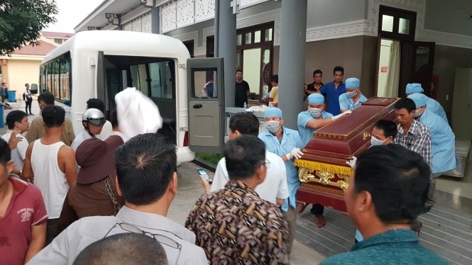 Vụ ch&aacute;y ở Ho&agrave;i Đức: Nỗi đau chồng chất nỗi đau