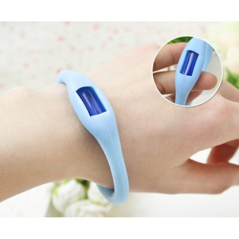 Dịch sốt xuất huyết b&ugrave;ng ph&aacute;t, những sản phẩm đuổi muỗi, bắt muỗi ch&aacute;y h&agrave;ng tại H&agrave; Nội