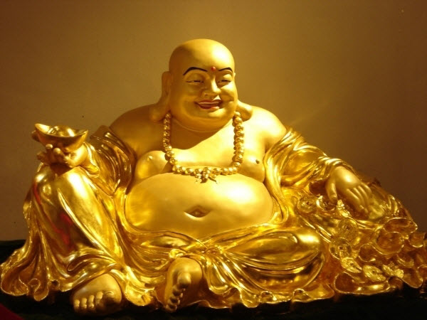 Những vật phẩm phong thủy đặt trong ph&ograve;ng kh&aacute;ch c&oacute; &yacute; nghĩa may mắn