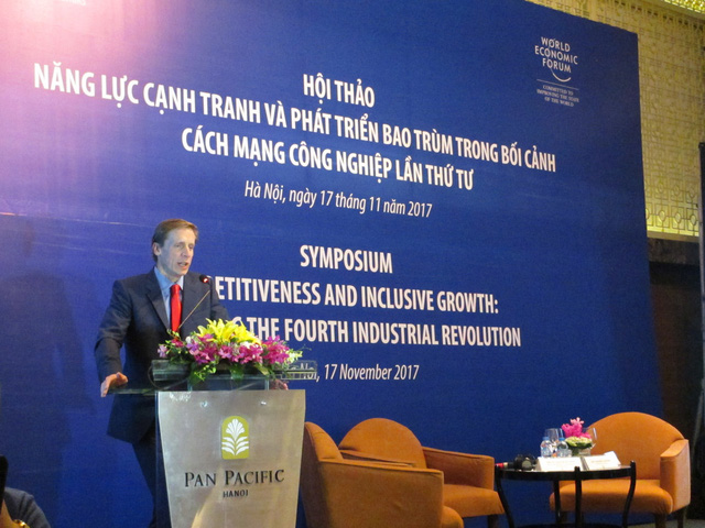 PTT Vương Đ&igrave;nh Huệ chỉ ra 4 th&aacute;ch thức về năng lực cạnh tranh v&agrave; ph&aacute;t triển của CMCN 4.0