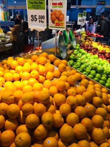 Những loại quả nhập khẩu c&oacute; m&agrave;u v&agrave;ng ươm g&acirc;y &lsquo;sốt&rsquo; thị trường Việt năm 2017