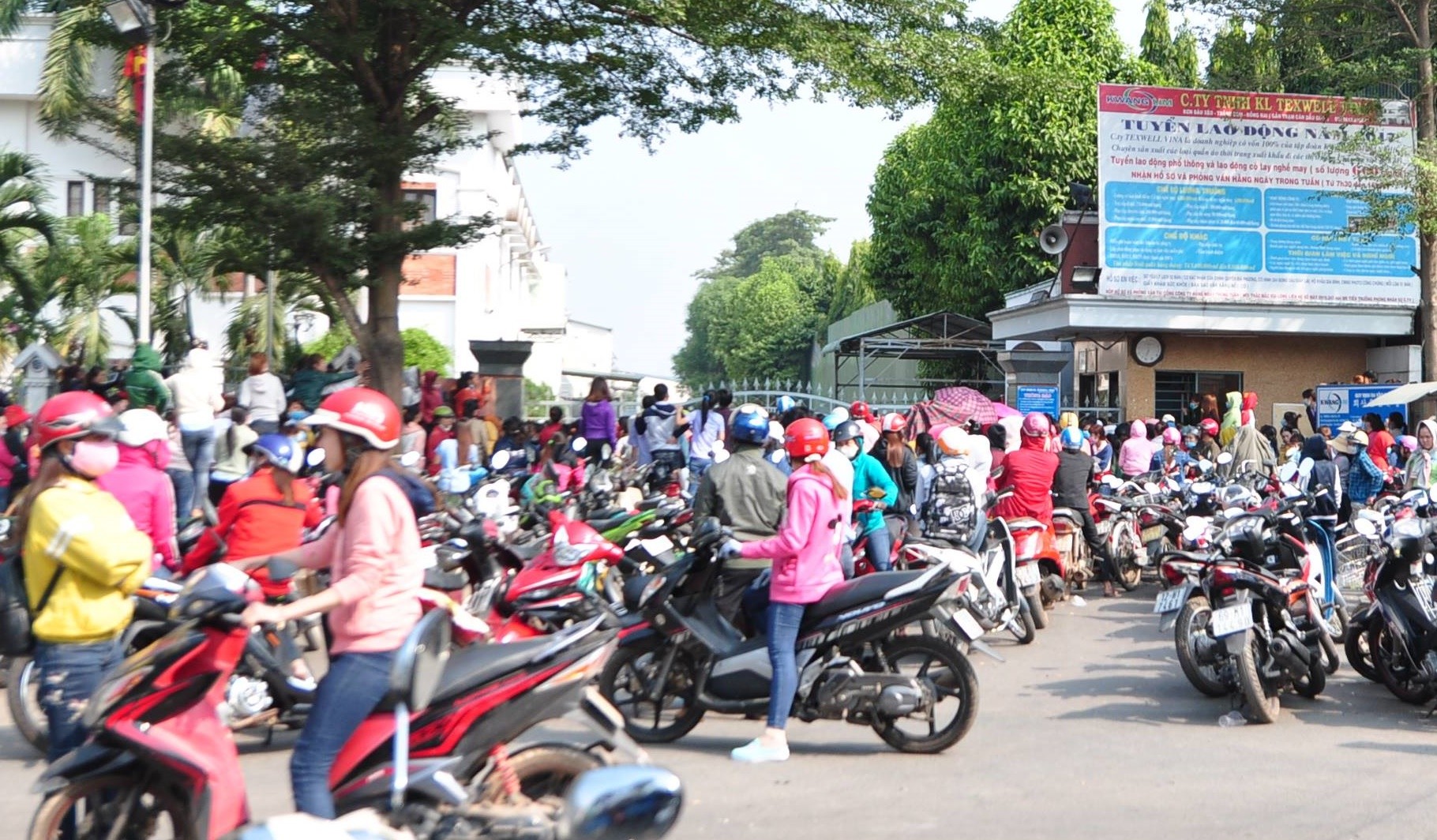 Vụ gần 2.000 c&ocirc;ng nh&acirc;n kh&ocirc;ng c&oacute; lương ăn Tết: Tỉnh Đồng Nai đưa ra phương &aacute;n giải quyết