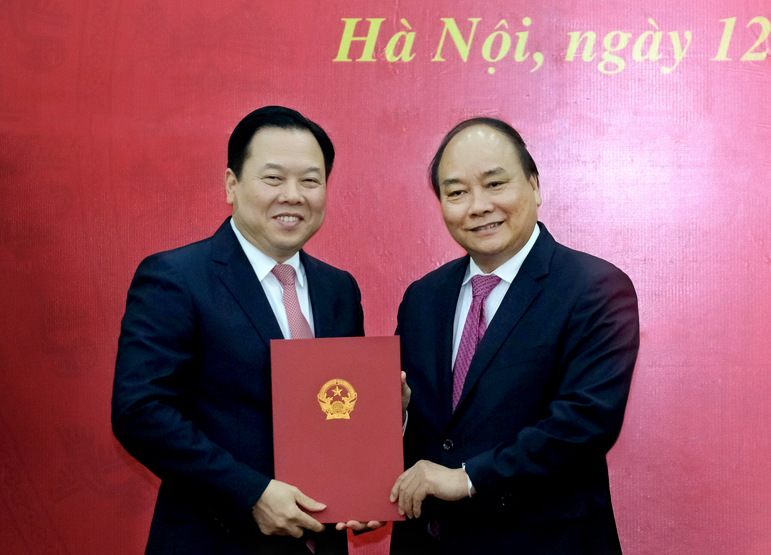 Thủ tướng trao quyết định bổ nhiệm Chủ tịch Ủy ban Quản l&yacute; vốn 13Win. app không bị chặn tại Link Đăng Nhập Nhà cái 13Win16.Com