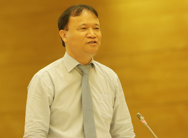 Bộ C&ocirc;ng Thương l&ecirc;n tiếng về đề xuất khai tử xăng kho&aacute;ng RON 95