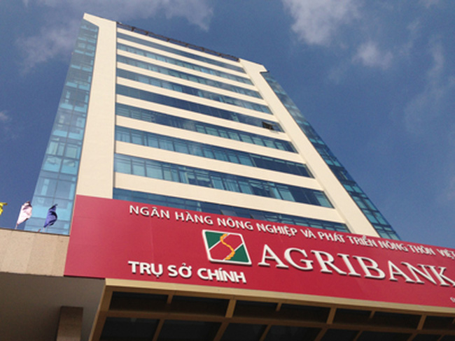 Sau Vietcombank, Eximbank đến lượt ng&acirc;n h&agrave;ng Agribank tăng ph&iacute; dịch vụ