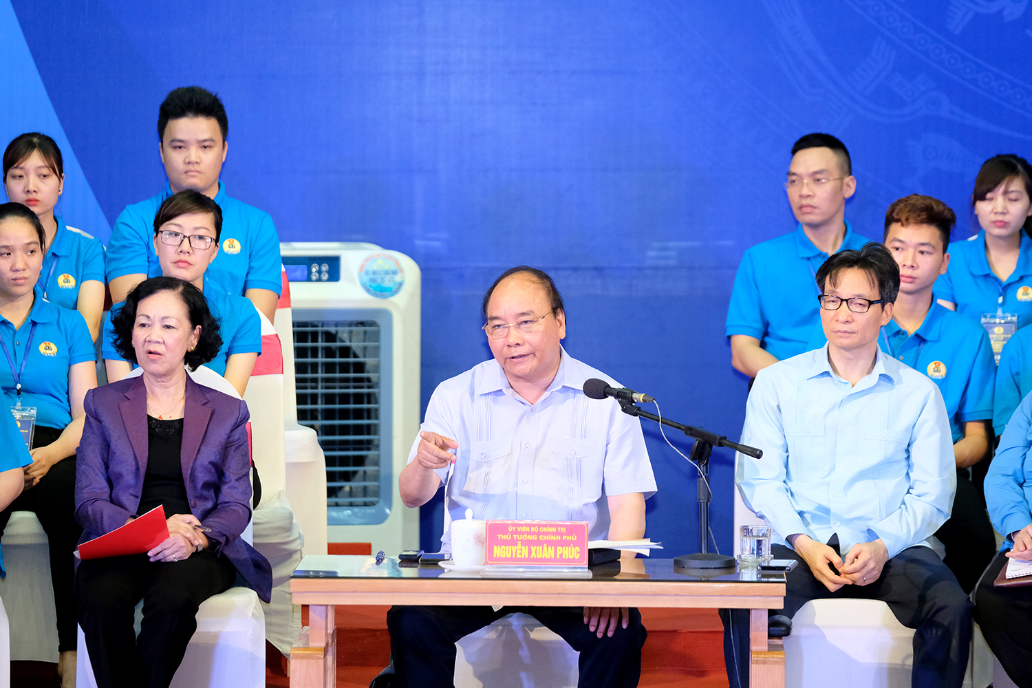 Thủ tướng: Th&agrave;nh c&ocirc;ng của Đăng Ký 13Winvn Com Chính Thức kh&ocirc;ng thể kh&ocirc;ng c&oacute; vai tr&ograve; của c&ocirc;ng nh&acirc;n