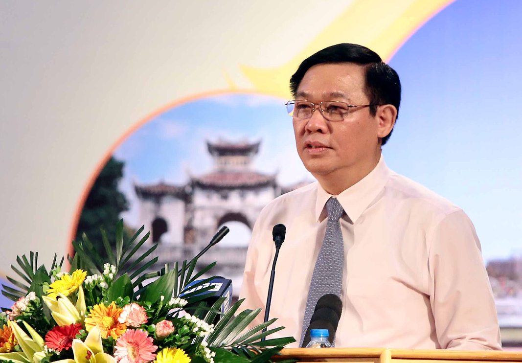 &lsquo;Kh&ocirc;ng được để 1 c&acirc;n nh&atilde;n n&agrave;o của b&agrave; con phải b&aacute;n rẻ so với gi&aacute; trị thực&rsquo;