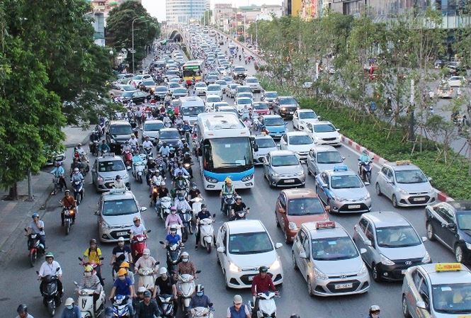 H&agrave; Nội sẽ thu ph&iacute; xe v&agrave;o nội đ&ocirc;, phụ thu th&ecirc;m ph&iacute; &ocirc; nhiễm