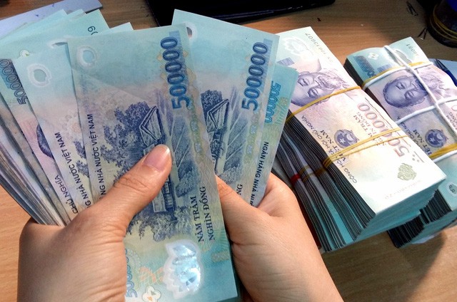 L&atilde;i suất ng&acirc;n h&agrave;ng Eximbank th&aacute;ng 11 cao nhất l&ecirc;n đến 8%
