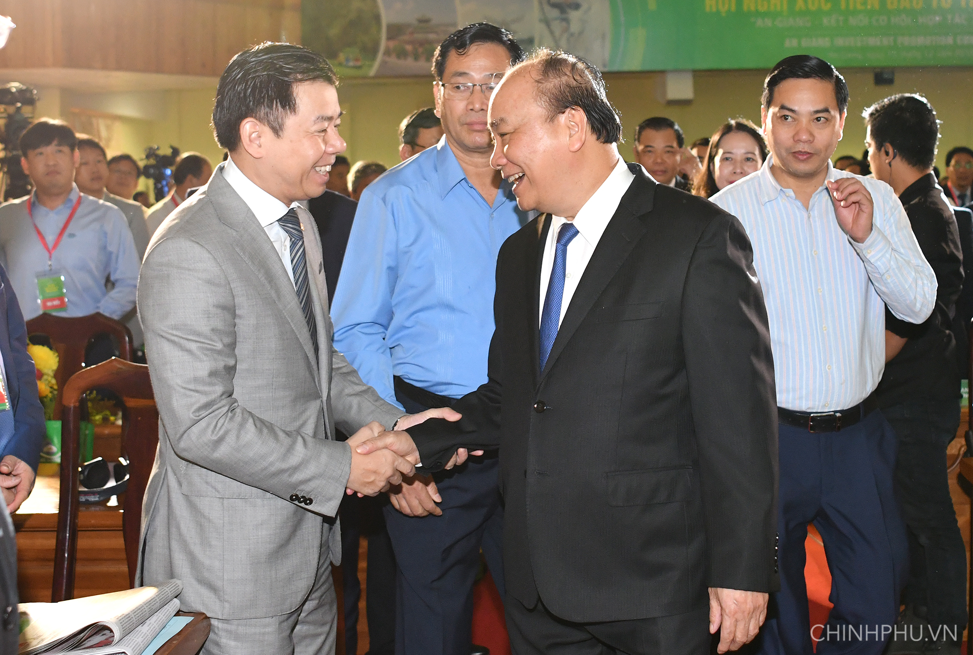 Thủ tướng chủ tr&igrave; Hội nghị x&uacute;c tiến đầu tư tỉnh An Giang