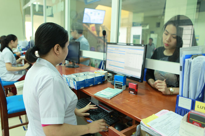 Từ h&ocirc;m nay, hơn 1.900 dịch vụ y tế được điều chỉnh tăng gi&aacute; 