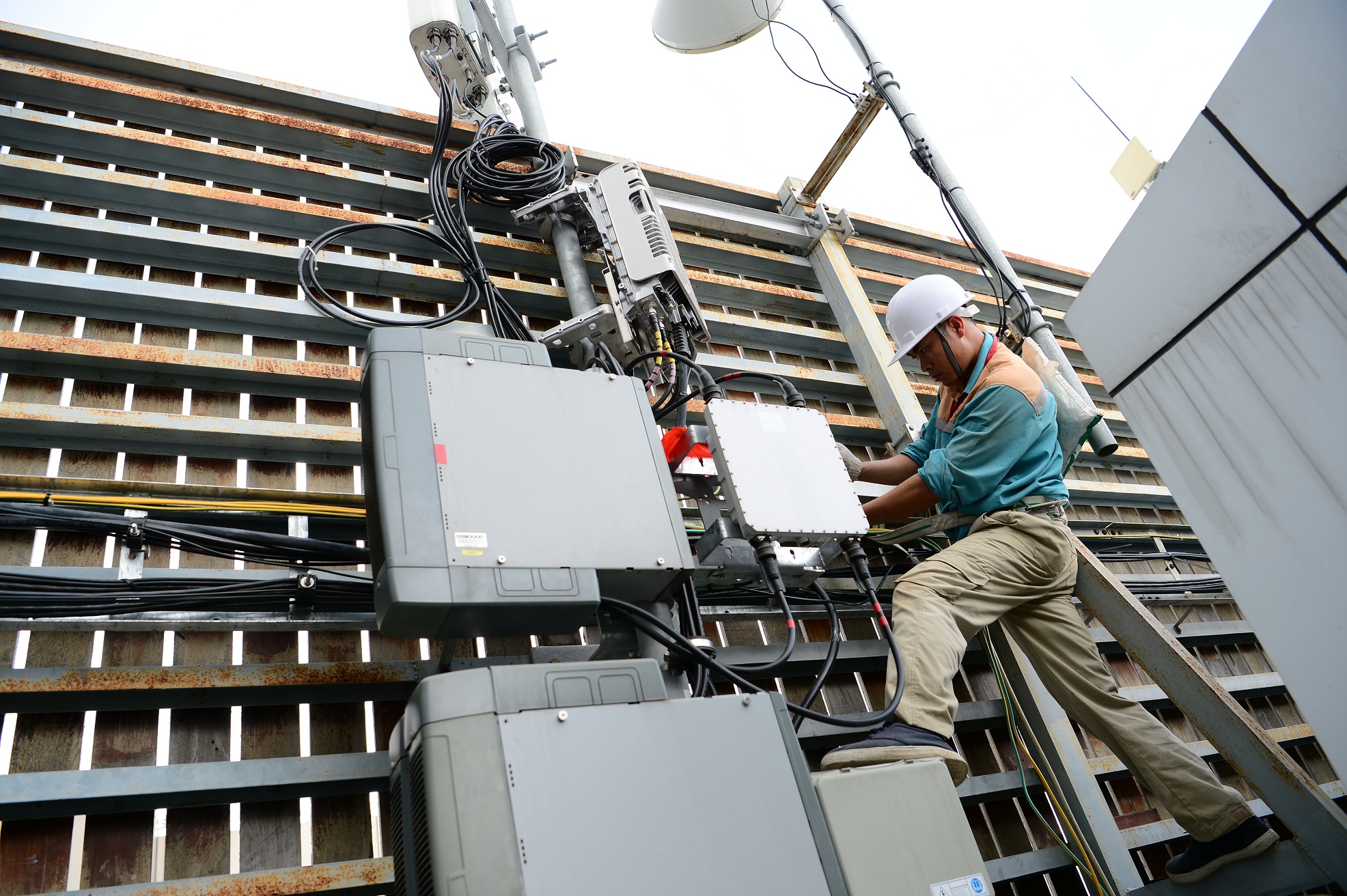 Viettel tập trung n&acirc;ng cao chất lượng mạng 4G, đặc biệt đ&aacute;p ứng tốt nhất nhu cầu sử dụng dịch vụ data của kh&aacute;ch h&agrave;ng v&agrave;o dịp Tết Nguy&ecirc;n đ&aacute;n