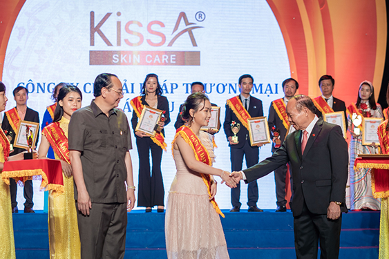 Nguy&ecirc;n tắc v&agrave;ng để l&agrave;m đẹp an to&agrave;n với 13Win21 con - Tri ân hội viên mỗi tháng 2000 tỷ Kissa