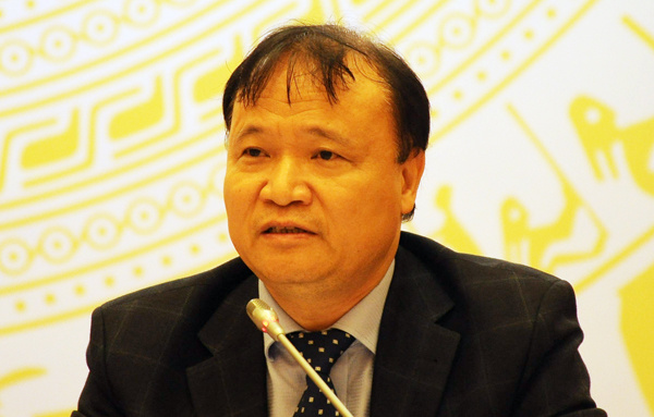 Vụ &lsquo;xe biển xanh đ&oacute;n người nh&agrave; l&atilde;nh đạo&rsquo;: Bộ C&ocirc;ng Thương vẫn đang tiến h&agrave;nh r&agrave; so&aacute;t