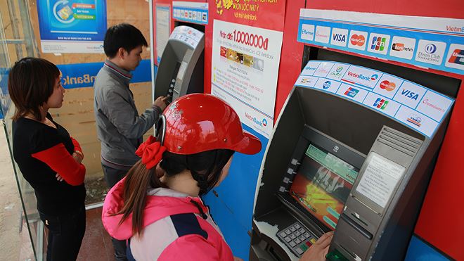 Tết Kỷ Hợi: Để ATM thiếu tiền, kh&ocirc;ng hoạt động ng&acirc;n h&agrave;ng sẽ bị phạt