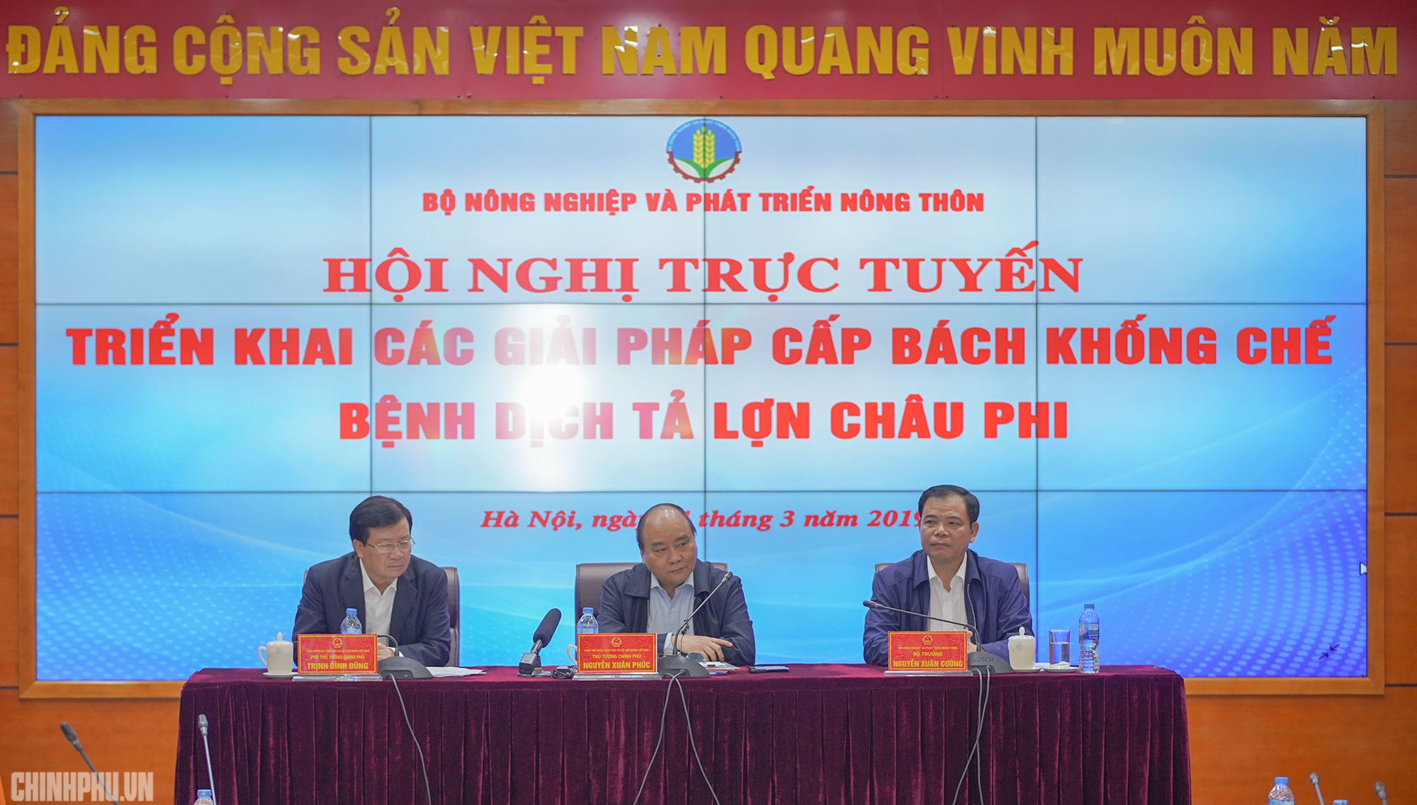 Thủ tướng: Cần chống dịch như chống giặc