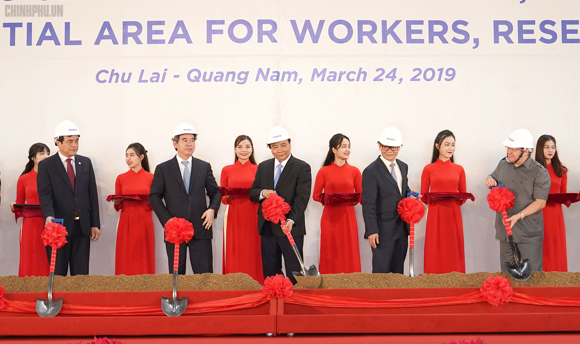 Thủ tướng chỉ ra 6 b&agrave;i học th&agrave;nh c&ocirc;ng của Chu Lai