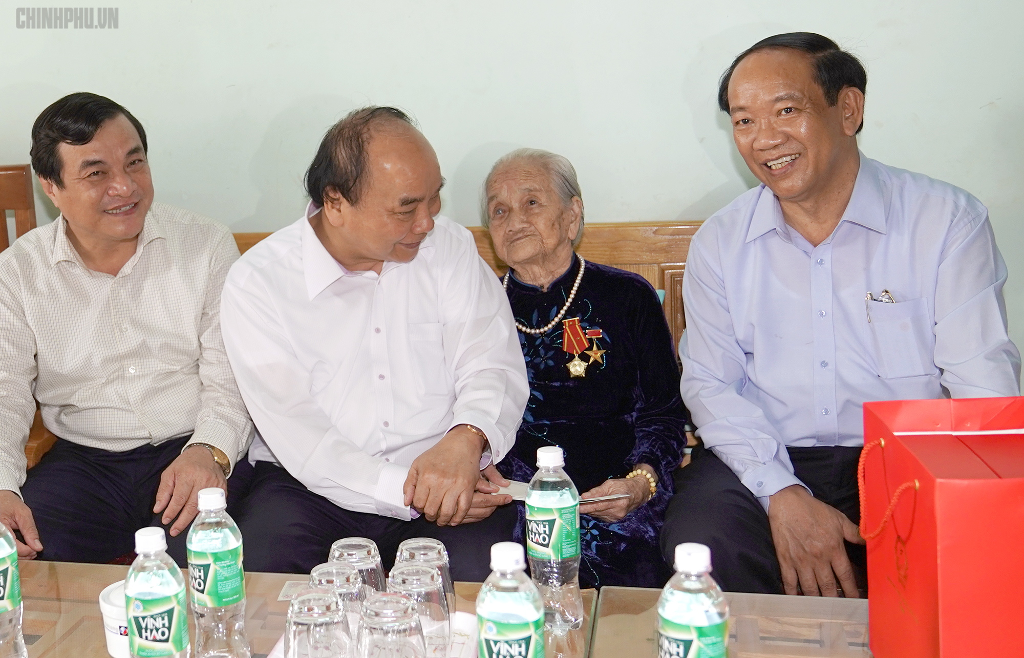 Thủ tướng chỉ ra 6 b&agrave;i học th&agrave;nh c&ocirc;ng của Chu Lai