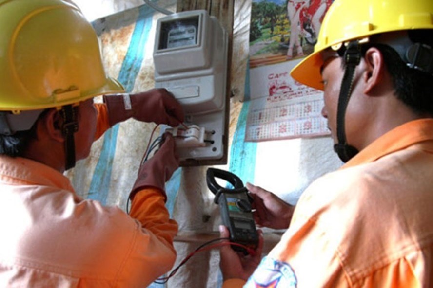 Bộ C&ocirc;ng Thương lập 3 đo&agrave;n kiểm tra li&ecirc;n quan đến việc tăng gi&aacute; điện