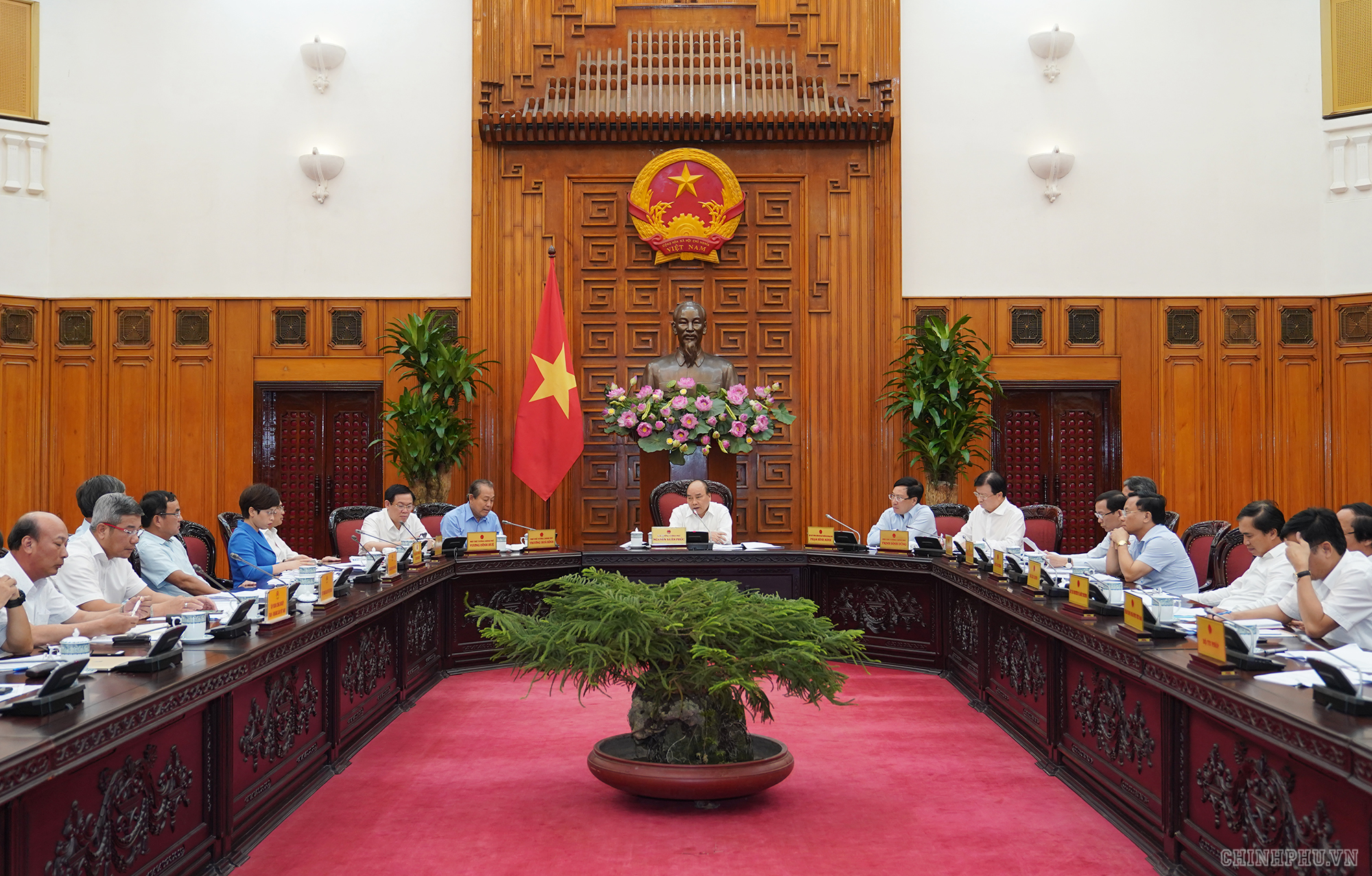 Thủ tướng: Bất cứ ho&agrave;n cảnh n&agrave;o cũng kh&ocirc;ng được để thiếu điện