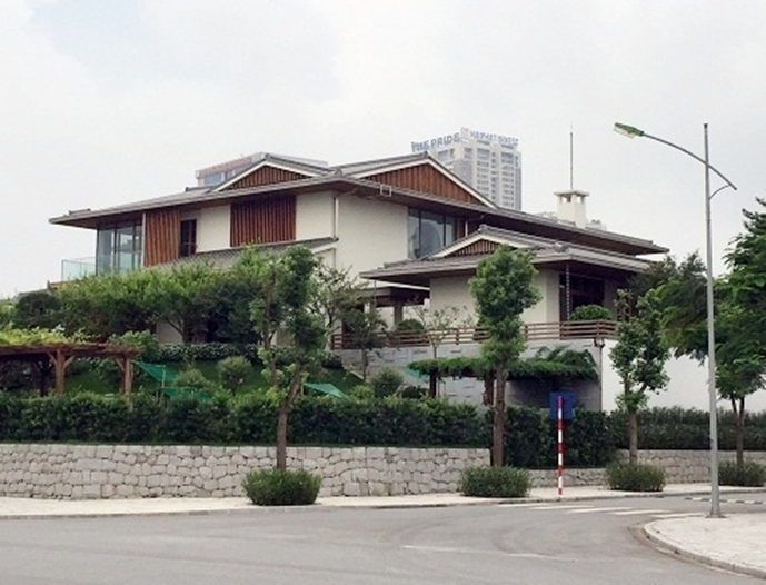 Biệt thự rộng 5.000m2 của nữ Chủ tịch v&agrave; hơn 500 căn hộ kh&ocirc;ng ph&eacute;p tại KĐT Dương Nội?