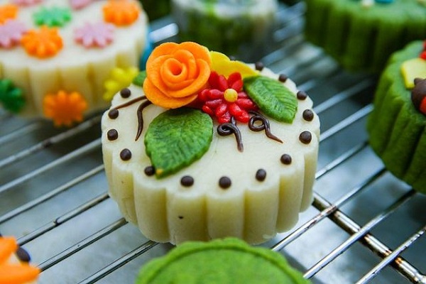 Tết Trung thu: B&aacute;nh Trung thu độc, lạ h&uacute;t kh&aacute;ch