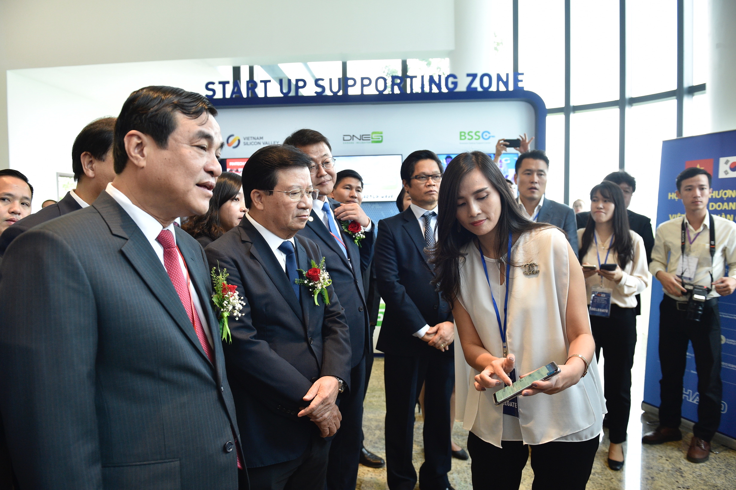 Tương lai quan hệ hợp t&aacute;c Việt Nam-H&agrave;n Quốc phụ thuộc đội ngũ doanh nh&acirc;n